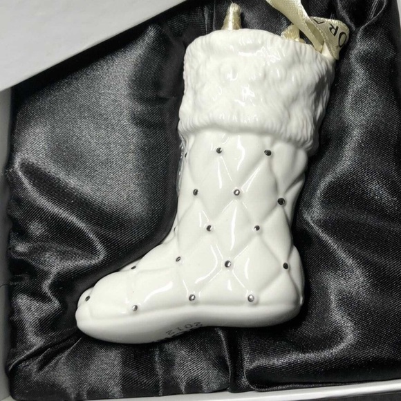 Pandora Christmas stocking. White porcelain. Silver accents. Box included - Picture 4 of 4
